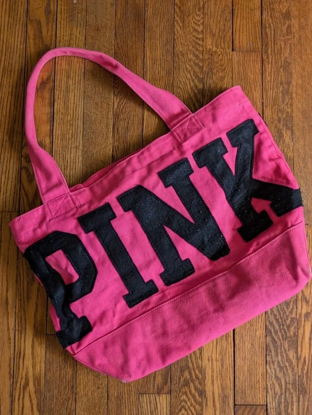 PINK Victorias Secret has pink